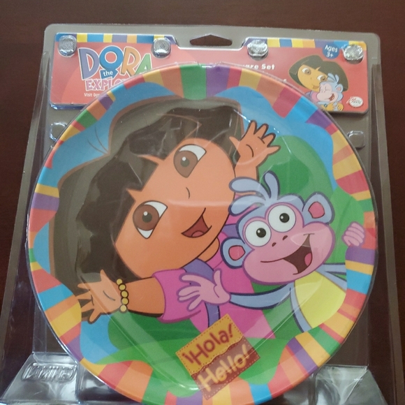 Dora the Explorer 3 piece dinnerware set - Picture 2 of 7